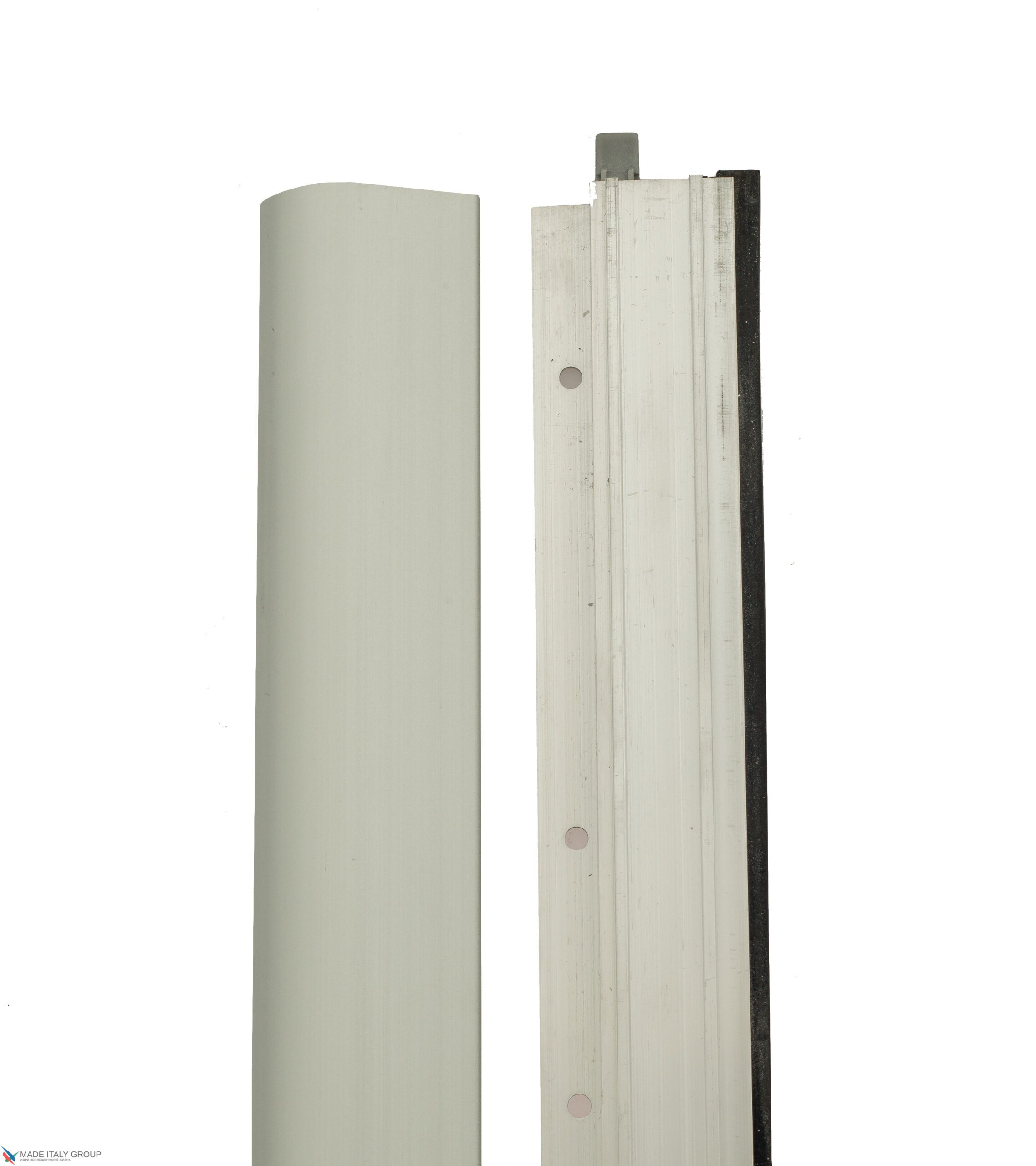 avtomaticheskij-porog-nakladnoj-venezia-1450700-500-mm-regulirovka-1-uroven-serebristyj.2.jpg
